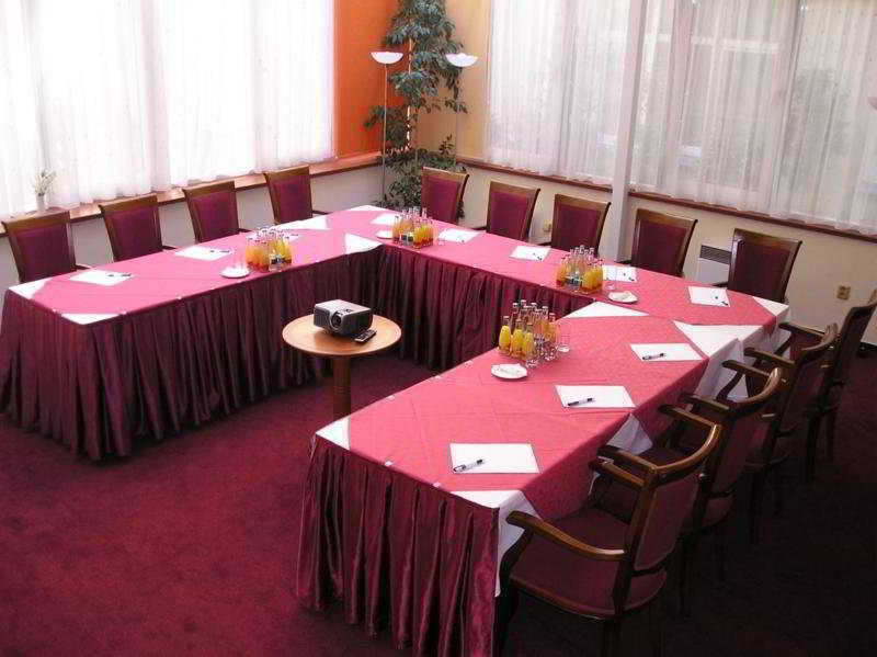 Ramada Centre 4* Praha
