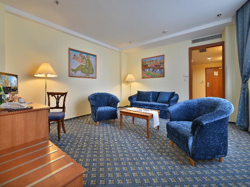 Ramada Centre Hotel Praha